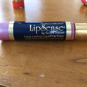 Lipsense